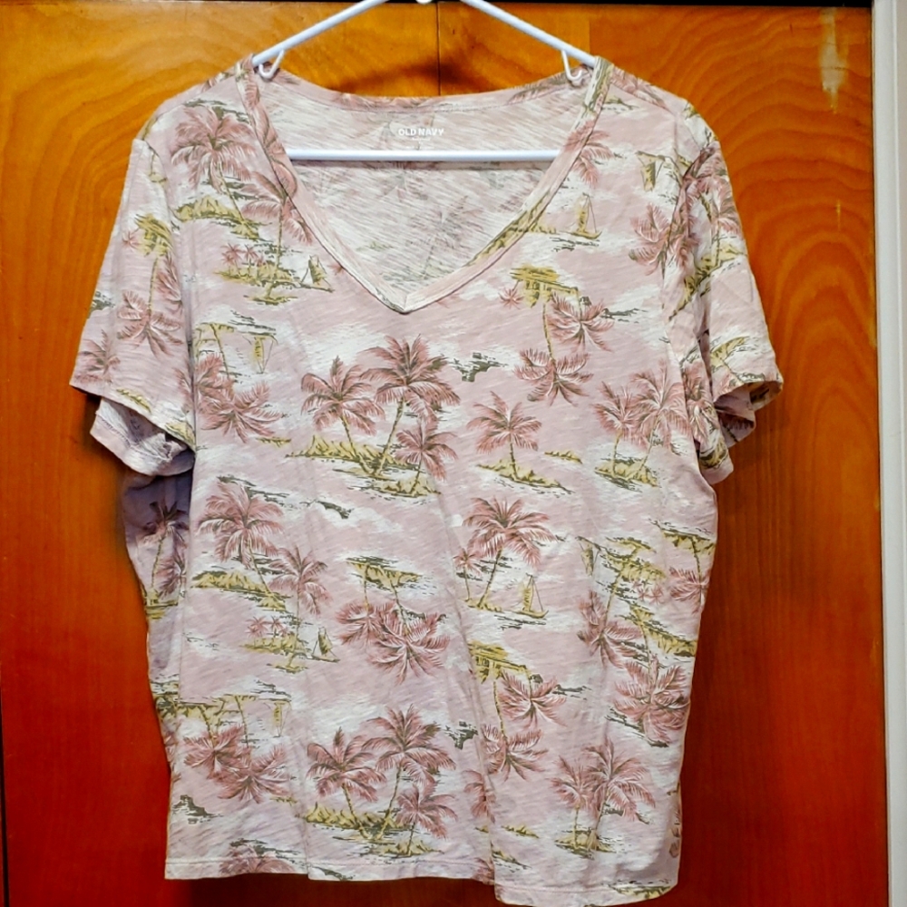 Old Navy Size XL Tropical Print V-Neck Women Top